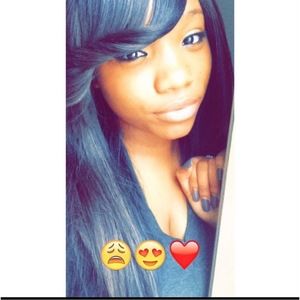 Meet your Posher, Khamiah